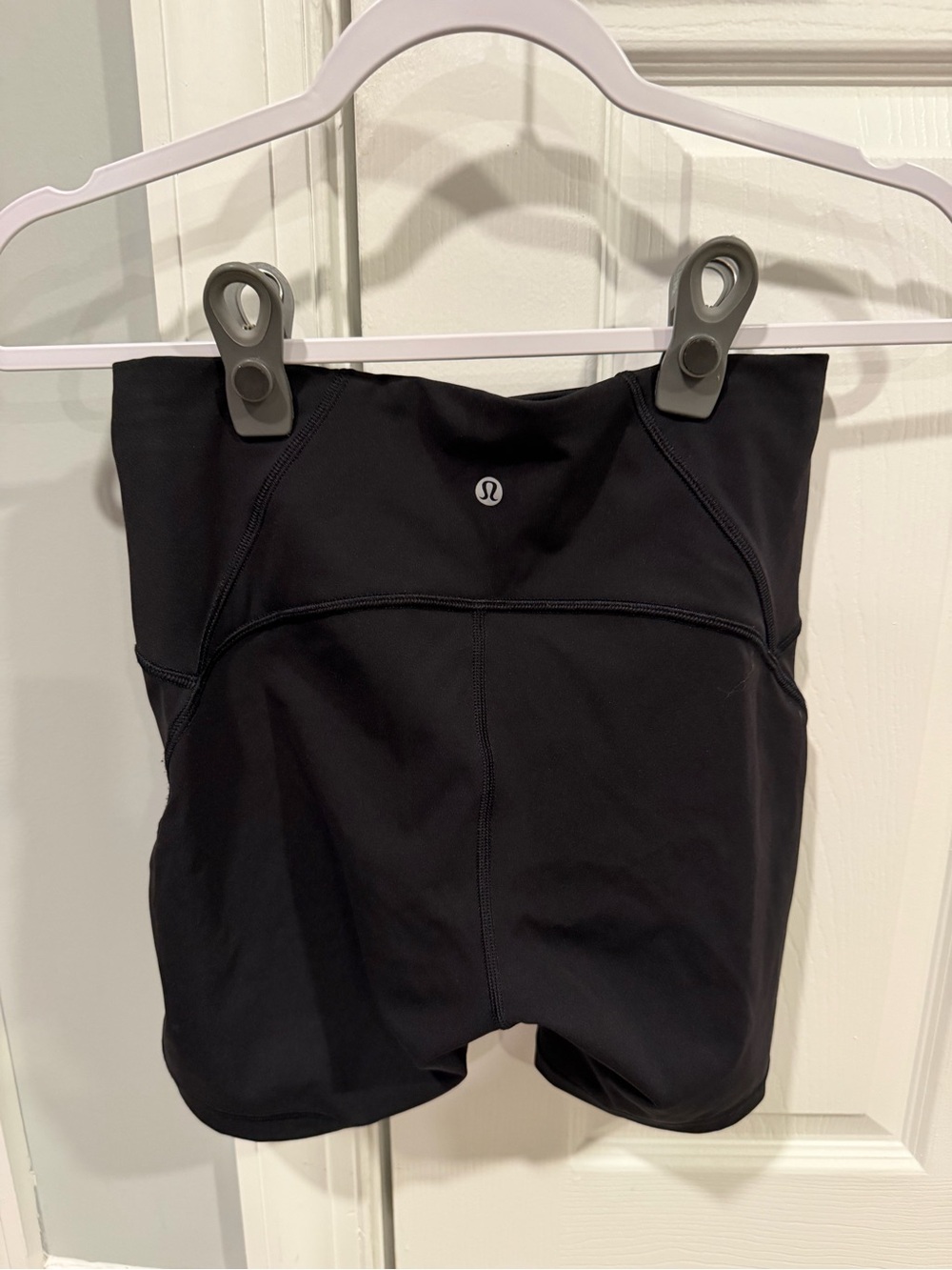 Pre-loved Lululemon "Train Times" Athletic Short/Yoga Short in Sz 8
